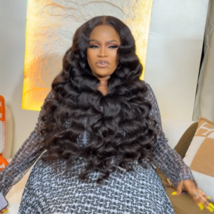 30 inches hollywood wavy 500g with 5*5 closure