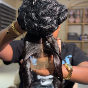 messy bun with kim k closure
